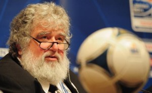 Exmiembro de la FIFA admite que aceptó sobornos para los Mundiales 1998 y 2010