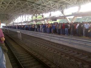 Reportan fuerte retraso en ferrocarril de los Valles del Tuy