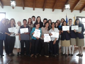 El Hatillo graduó 24 nuevos defensores de los derechos de niños, niñas y adolescentes