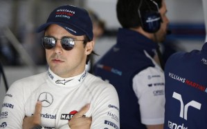 ¡No, no fue Pastor!… Massa casi atropella al director deportivo de Ferrari (Video)