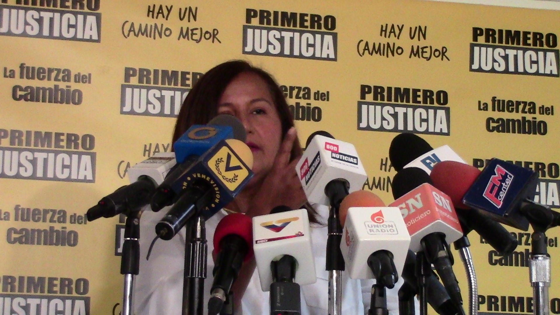 Dinorah Figuera condenó trato del gobierno nacional al tiroteo en la Cota 905
