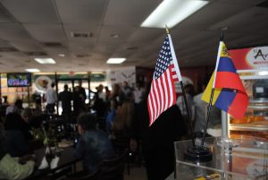 Exilio de Miami dice saqueos reflejan “caos económico y social” en Venezuela