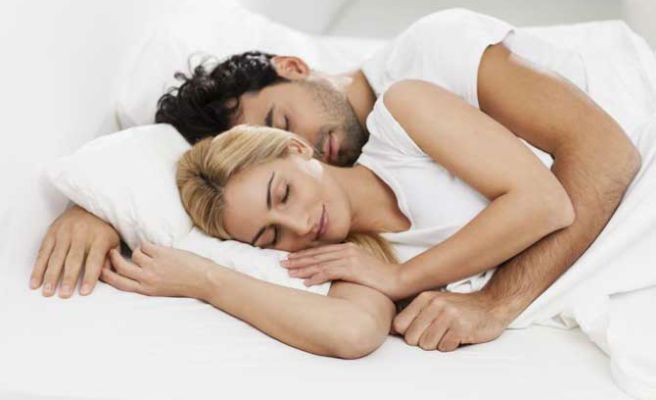 Así es tu relación de pareja según la postura en la que duermen -  