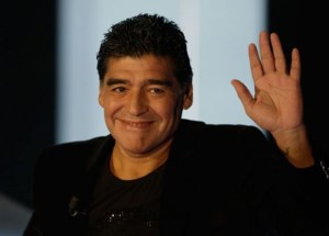 Maradona quiere presidir la FIFA para “luchar contra la mafia”