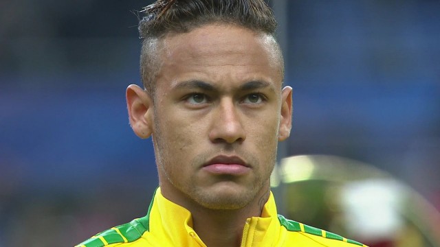 Las paperas podría causar un mes de baja a Neymar