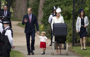 Príncipe William denuncia acoso de fotógrafos contra su hijo George