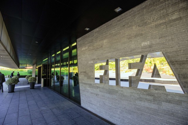 Platini, Maradona, Zico, Ali: Se busca presidente para la Fifa