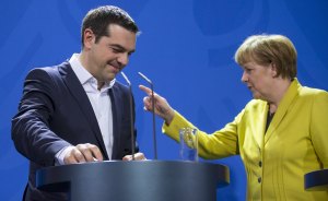 Alemania considera “alejamiento” temporal de Grecia de zona euro si no hay más reformas