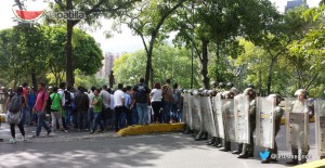 GNB prohibió protesta de ucevistas contra sentencia del TSJ (Fotos + video exclusivo)