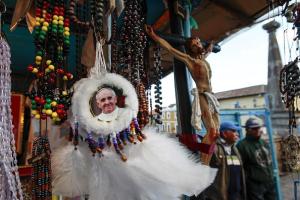 Religiosidad, arte y cultura en el recorrido de Francisco por centro de Quito