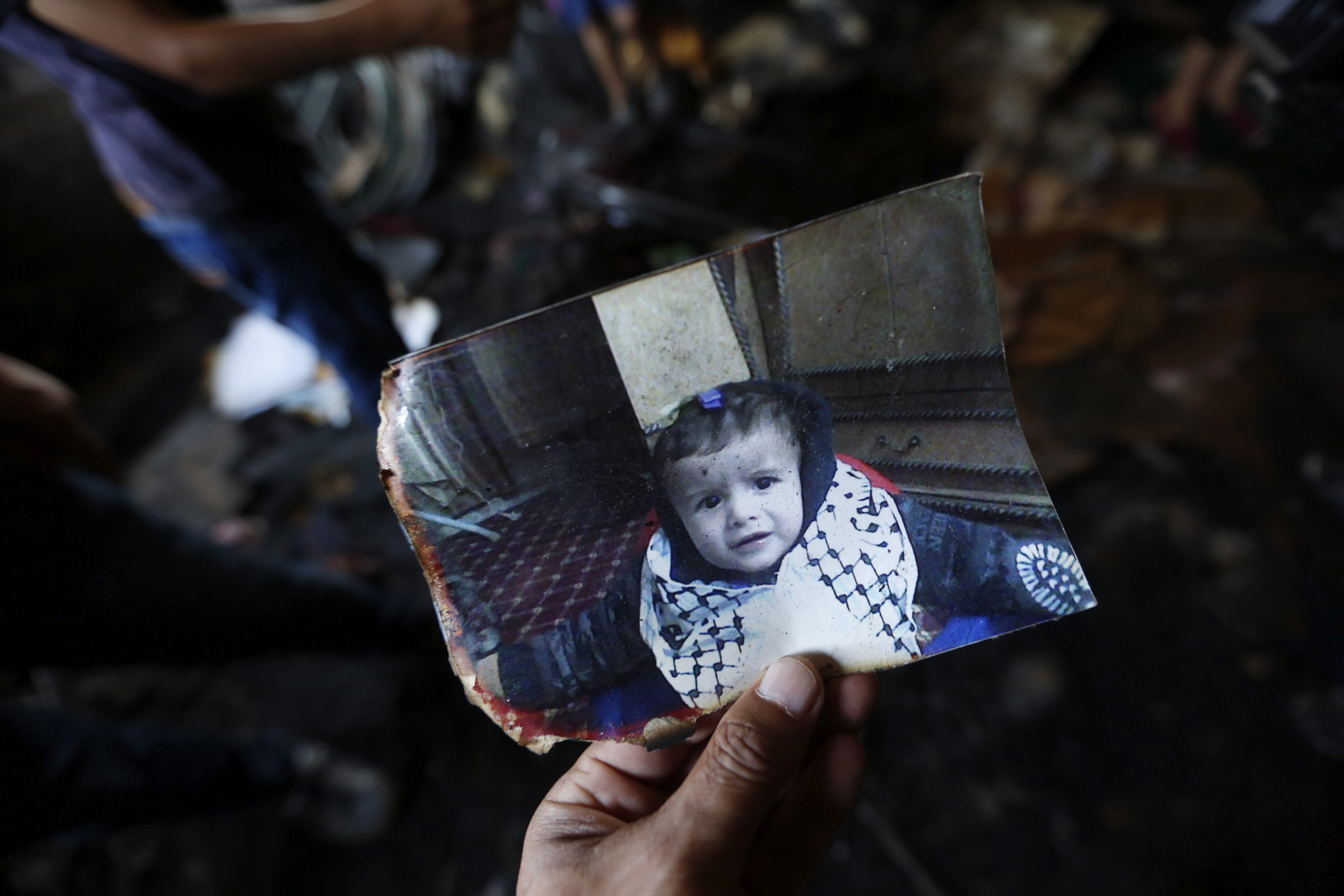 Netanyahu llama a Abas tras muerte de bebé palestino en incendio provocado