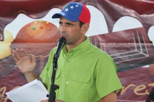 Capriles exigió planilla para recolección de firmas y llama mentirosa a Lucena