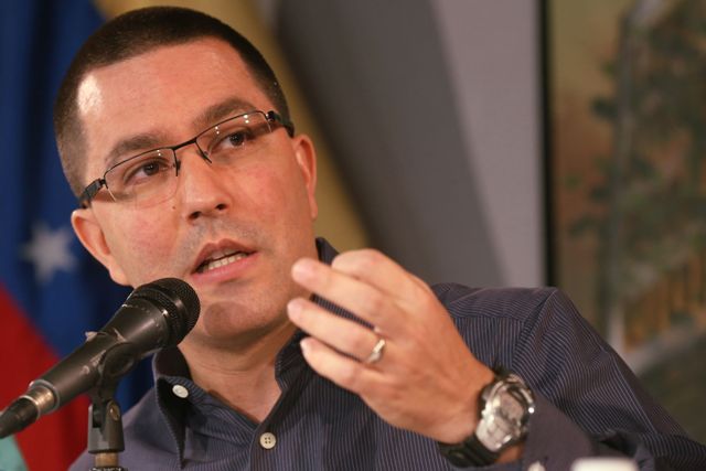 Arreaza aseguró que Venezuela agotará todas las vías diplomáticas para defender el Esequibo