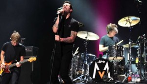 Maroon 5 y Gilberto Santa Rosa cancelan conciertos en República Dominicana ante avance de Irma