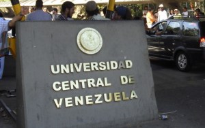 Crisis venezolana provoca éxodo de docentes en aulas universitarias