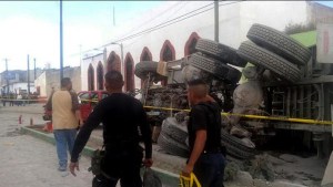Camión sin frenos dejó saldo de 20 muertos y 36 heridos en México