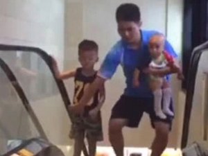 Pica y se extiende el pánico de las escaleras mecánicas en China (Video)