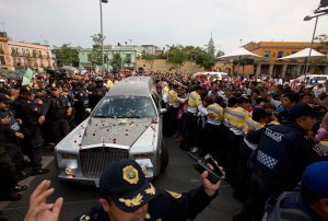 Joan Sebastian es despedido en Plaza Garibaldi