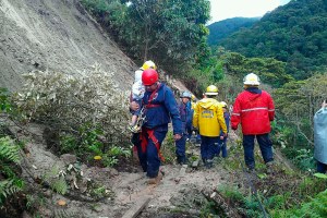 Emergencia en San Cristóbal: Más de 2500 familias aisladas por derrumbes y deslaves