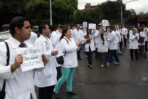 En asamblea permanente se declaran médicos del Hospital Central de San Cristóbal