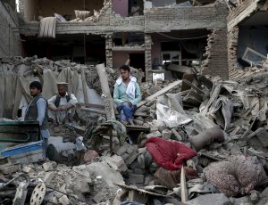 Explota camión bomba en Kabul y deja unos 15 muertos y 240 heridos (Fotos)