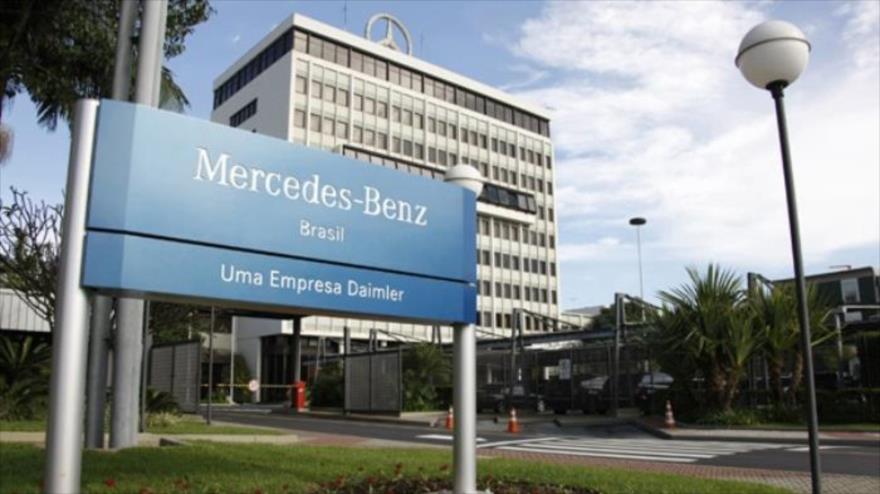 Mercedes Benz paraliza una de sus plantas en Brasil por caída de ventas
