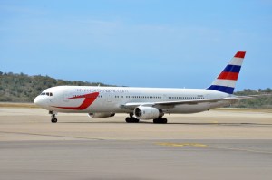 Dynamic International Airways expande sus alas