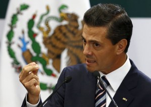 La oposición critica a Peña Nieto por “error político” de reunirse con Trump