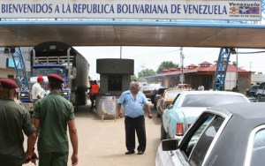 Comienzan repatriaciones y deportaciones por Paraguachón, en Zulia