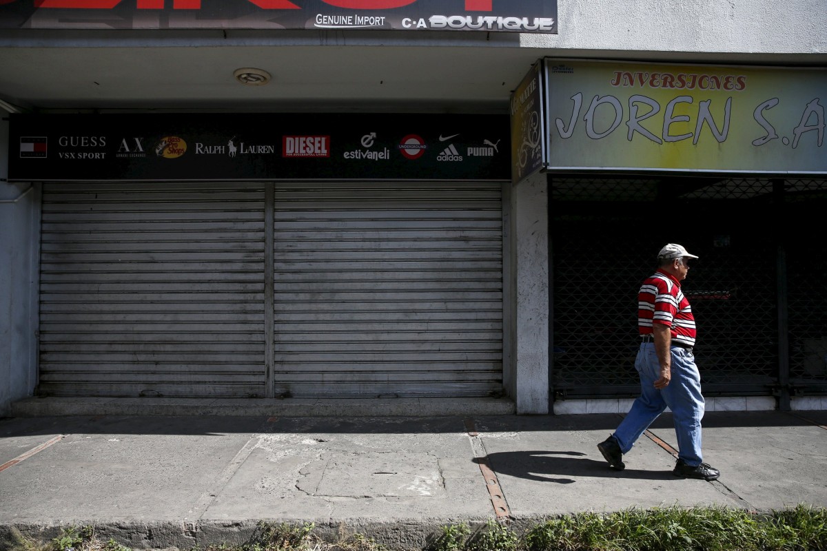 Comercios de San Antonio cerrados técnicamente por recesión en zona fronteriza