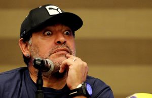 No voy a cambiar: La insólita respuesta de Maradona tras la juramentación de Guaidó como presidente encargado