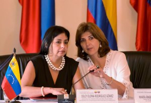 Cancilleres de Colombia y Venezuela discutirán reapertura de frontera este jueves