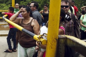 Las cañerías de la frontera de Venezuela huelen a gasolina