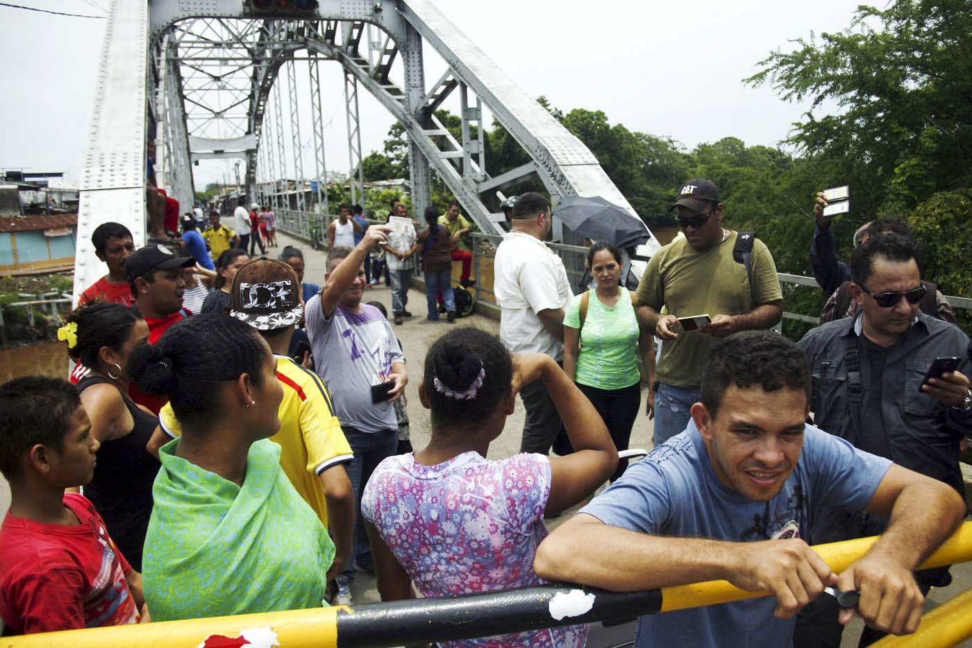 Más de 21.000 colombianos han salido de Venezuela por crisis fronteriza