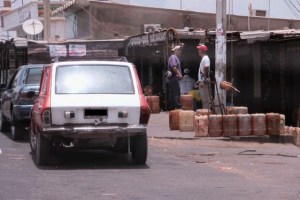 Contabilizan más de 200 puntos de venta de gasolina en la Troncal del Caribe en Zulia