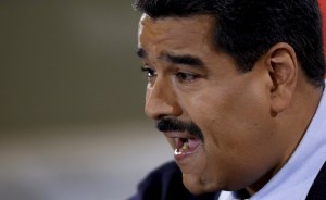 Fuerte arremetida de Maduro contra Santos: Aquí el único que puede poner condiciones soy yo