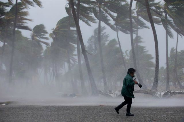 Emiten alerta amarilla por fuertes vientos en toda la costa sur de Uruguay