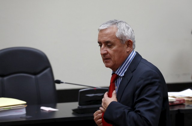 Dictan privativa de libertad provisional al ex presidente de Guatemala