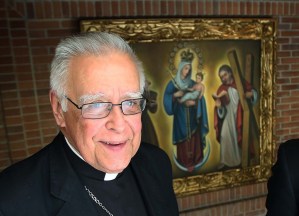 Monseñor Roberto Lückert fue dado de alta tras superar contagio de coronavirus