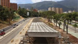 Un tramo de la autopista Valle-Coche será cerrado este sábado