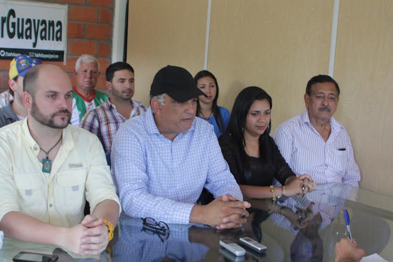 “El sistema judicial en Venezuela es manejado desde Miraflores”