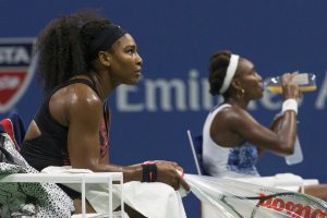 Serena gana el duelo de las Williams