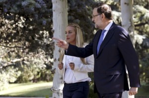 Presidente del gobierno de España recibe a Lilian Tintori en el Palacio de la Moncloa