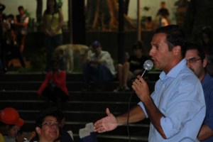 Rafael Del Rosario: El país nos necesita de pie