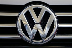 Suiza prohíbe venta de vehículos Volkswagen