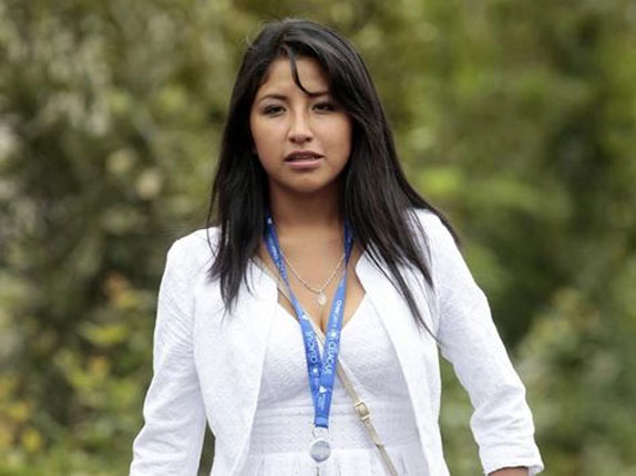 Hija de Evo Morales reclama justicia por estudiantes mexicanos desaparecidos
