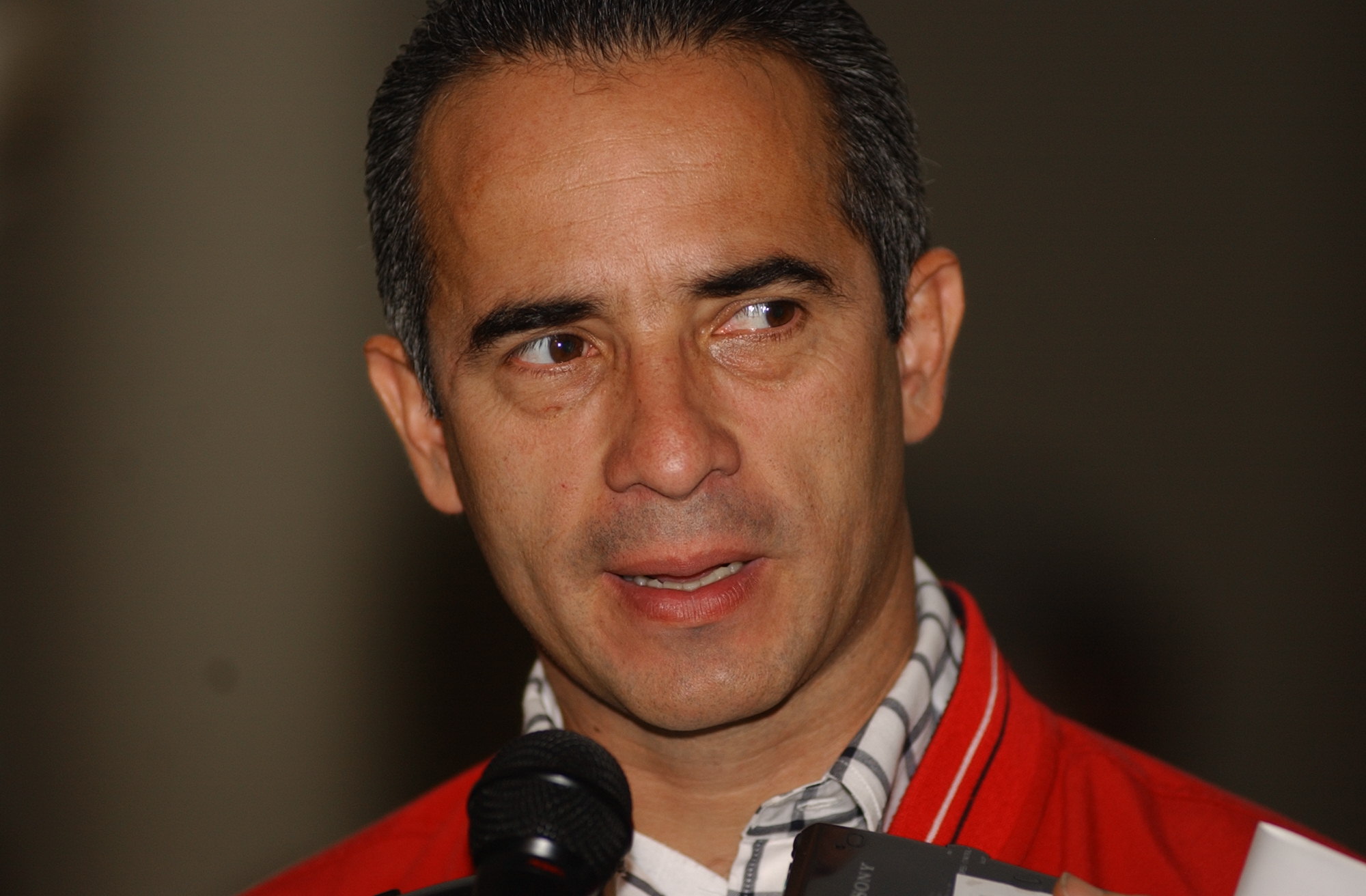 Freddy Bernal pide militarizar a Caracas