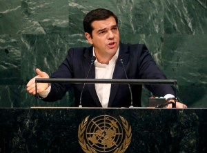 Tsipras: No debemos levantar muros más altos frente al flujo de migrantes