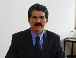 Rafael Nárvaez: Si el Ministro no puede con su cargo que busque alguien más capacitado