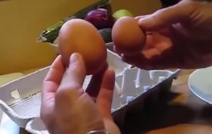 Este huevo gigante esconde algo que no te esperas (Video)